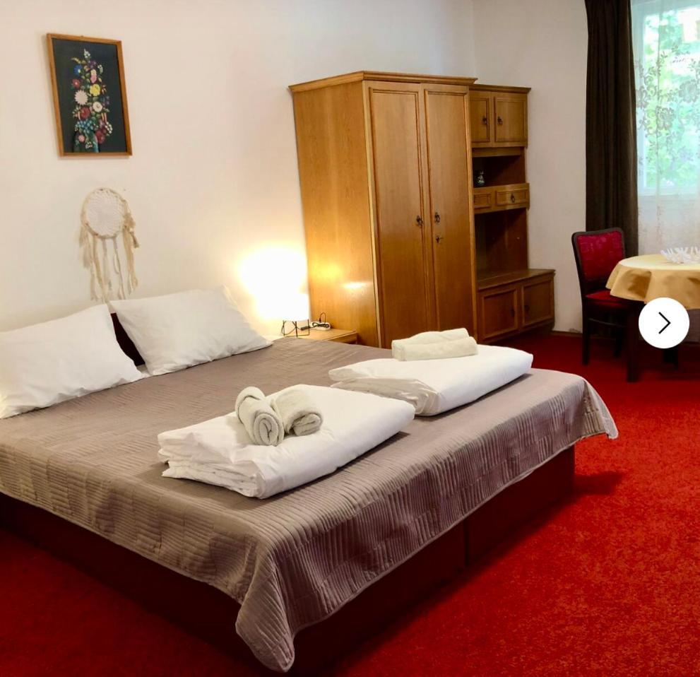 Villa Aura Hévíz Buitenkant foto