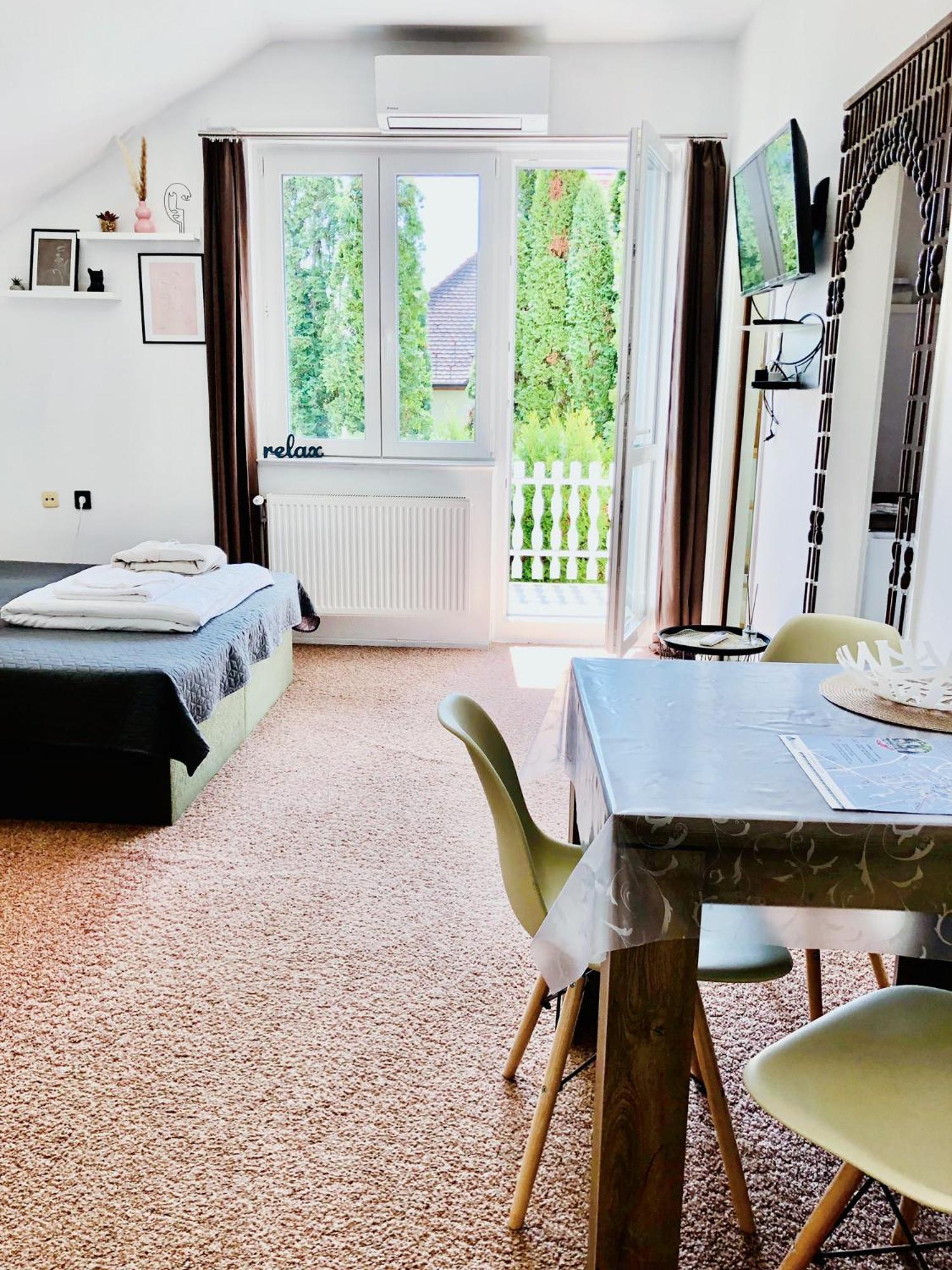 Villa Aura Hévíz Buitenkant foto